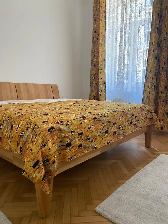 Klimtsuites Vienna 0*,  Austria